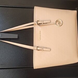 Michael Kors Jet Set Tote Purse NWT